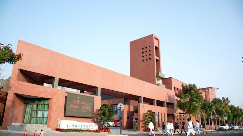 深圳电子模块厂家：揭秘模块化电子设计的优势与挑战